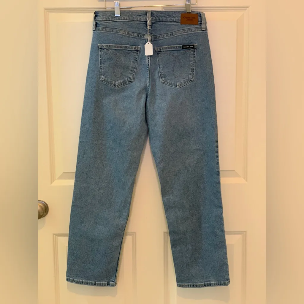 Calvin Klein Jeans Women's Classic Blue Mid Rise Slim Boyfriend Jeans.   Size-8 - Image 4