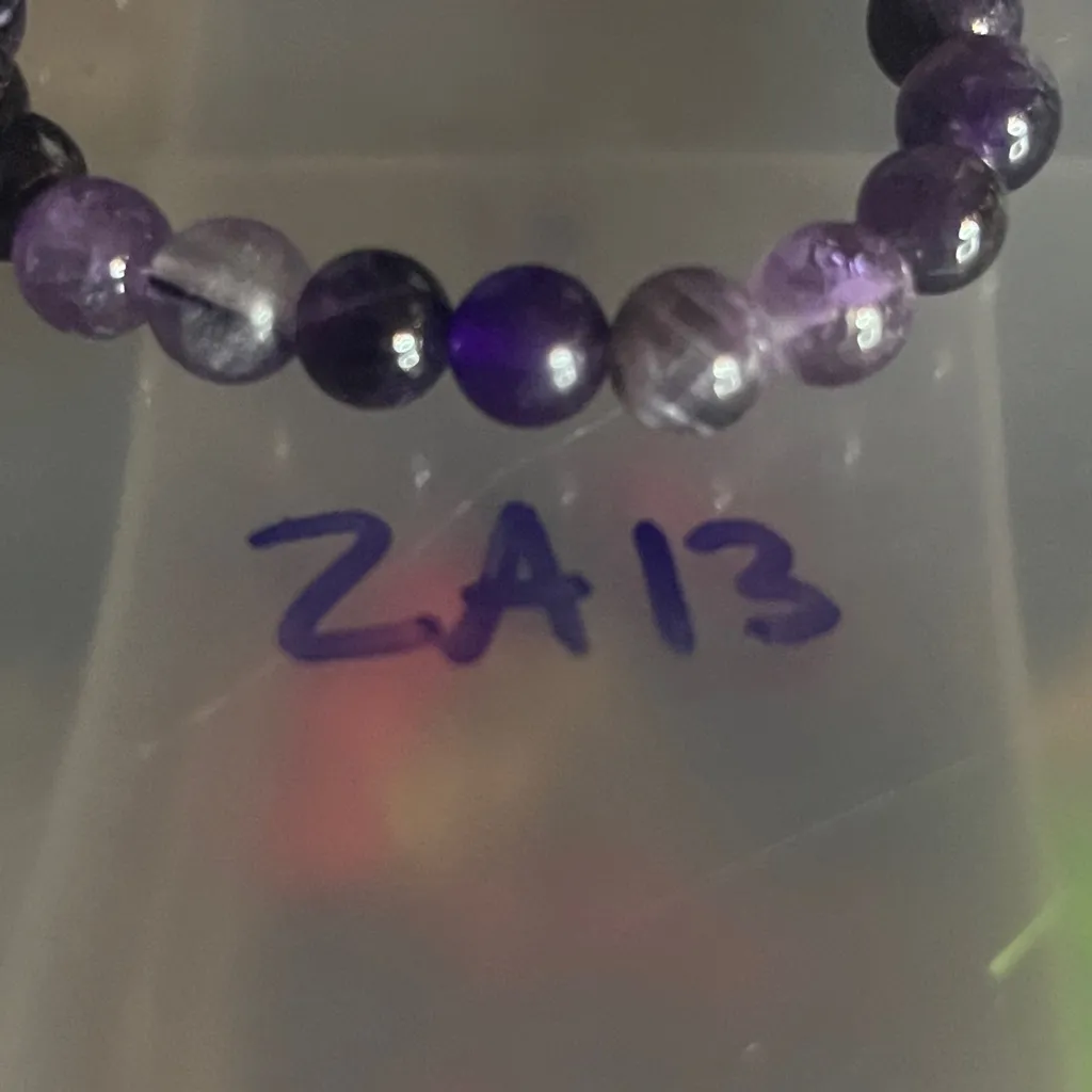 Natural Healing Gems Amethyst Purple Beaded Bracelet - Image 3