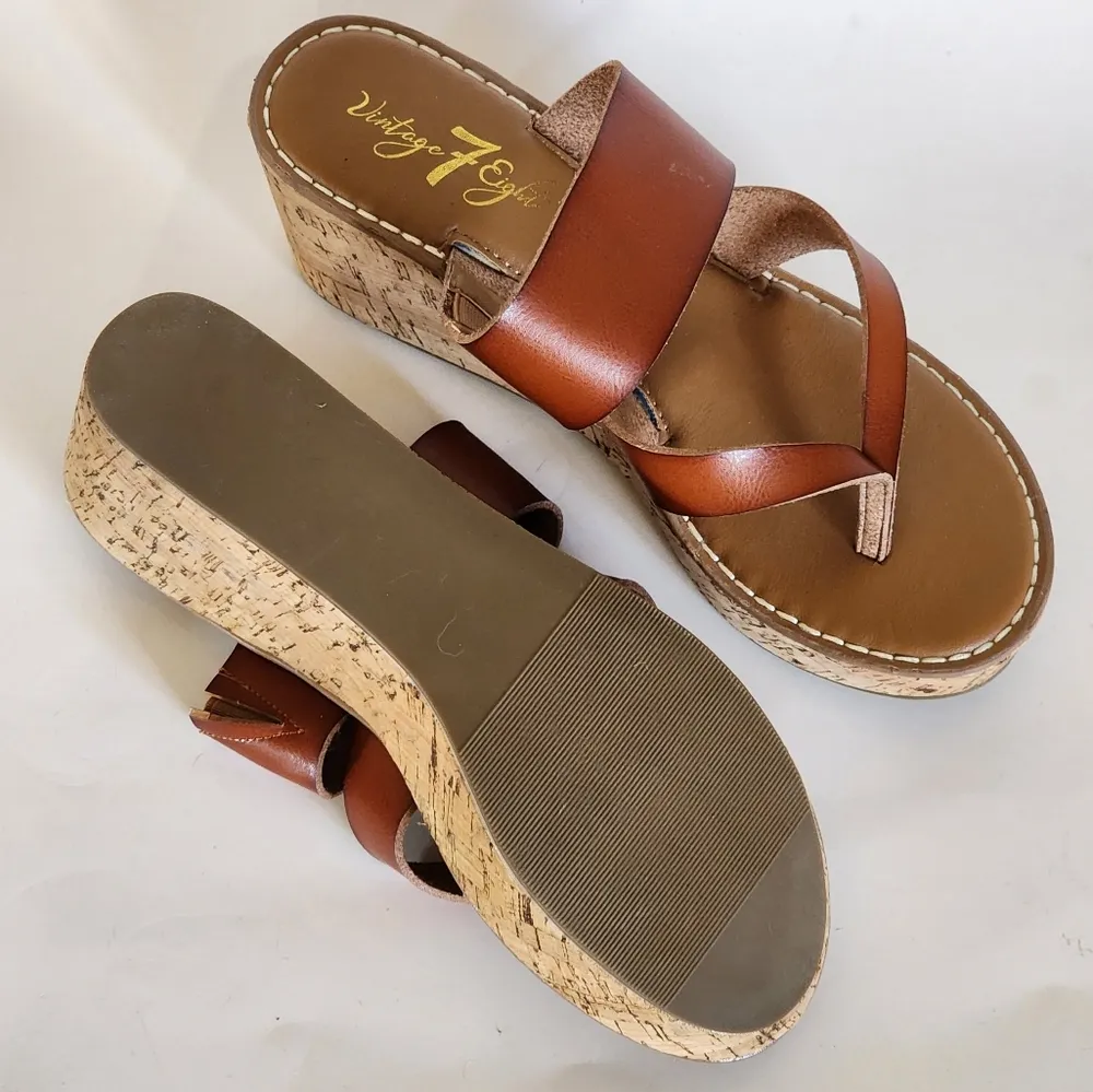 Vintage 7 Eight Cognac Dalary Faux Leather Thong Wedge Size 10 - Image 7