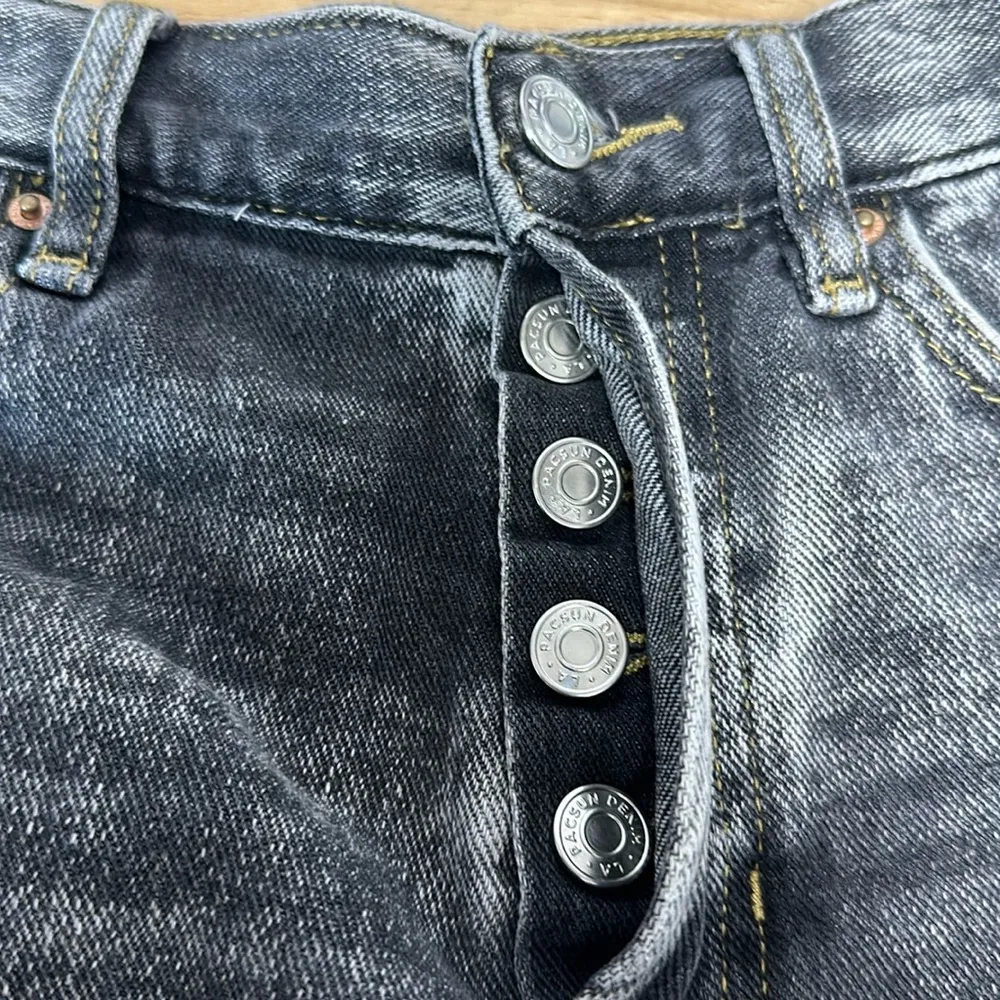 The Drifter Black Denim Cutoff Jean Shorts Women Size 24 - Image 2