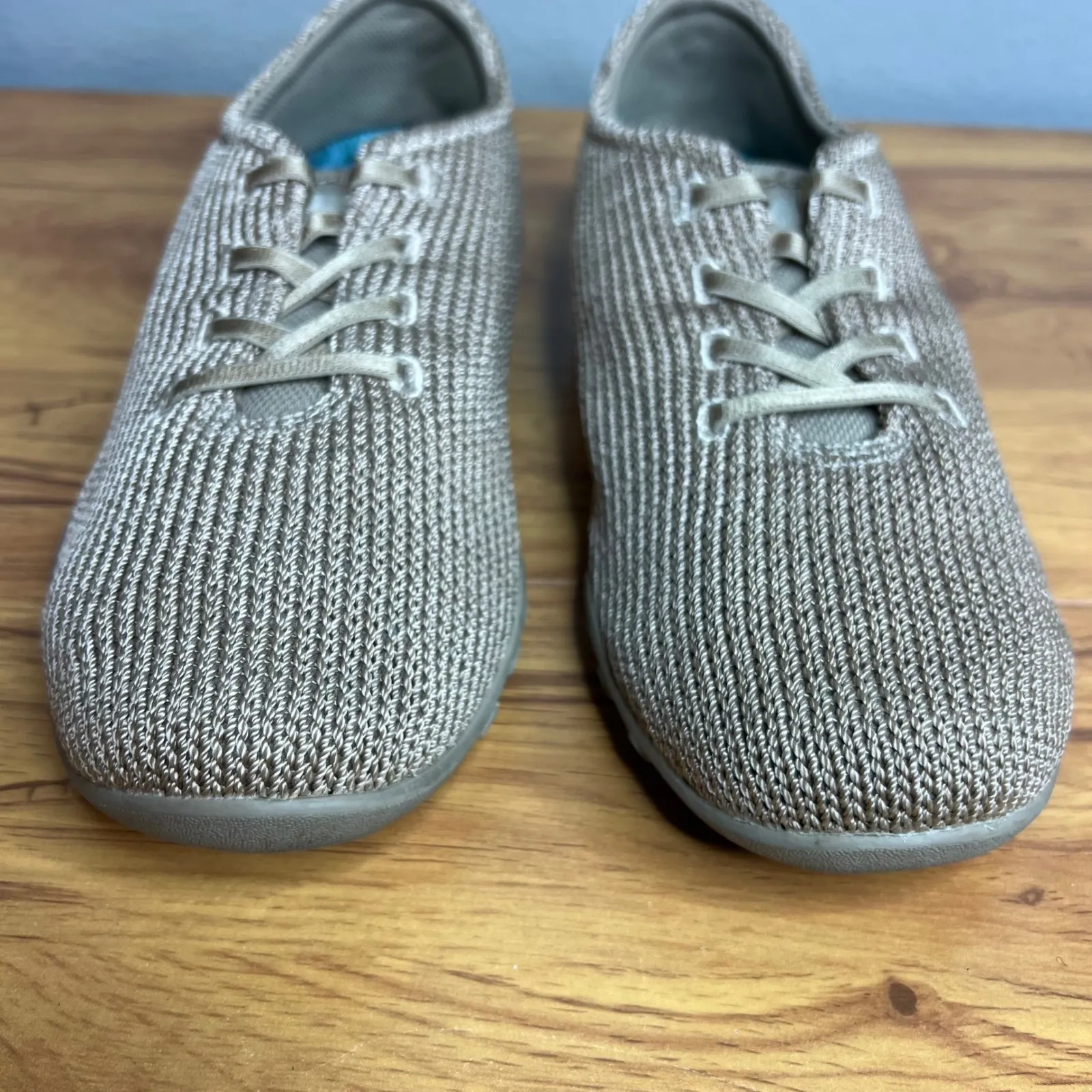 Skechers Breathe Easy Memory Foam Knit Slip On Sneakers Size 9.5 Taupe - Image 10