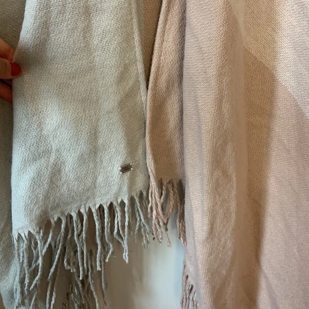 Soia & Kyo Striped Pocho Shawl Wrap Cape Shrug with Fringe One Size - Image 3