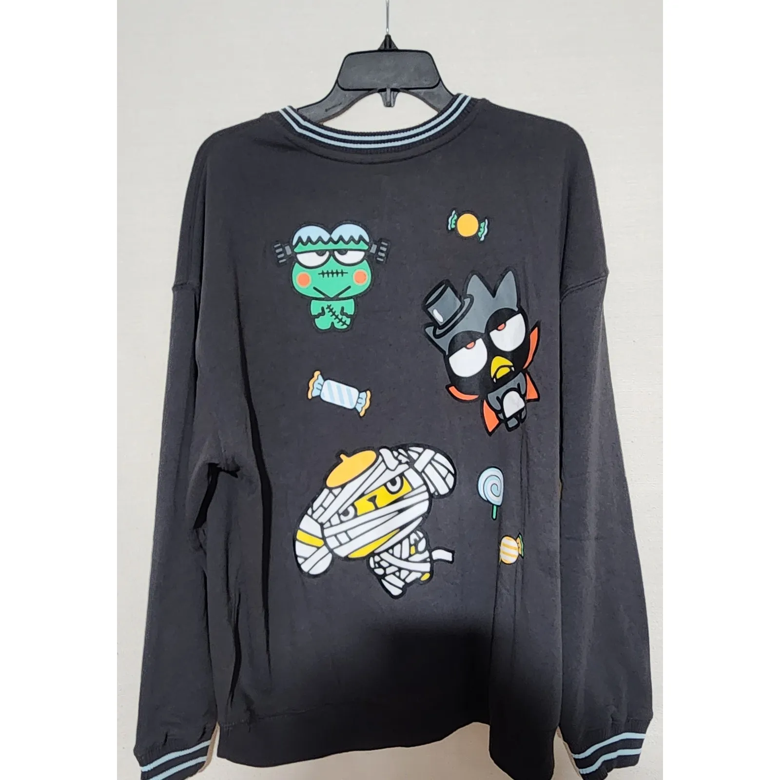 Hello kitty and friends Halloween costume sweatshirt size XXL - Image 4