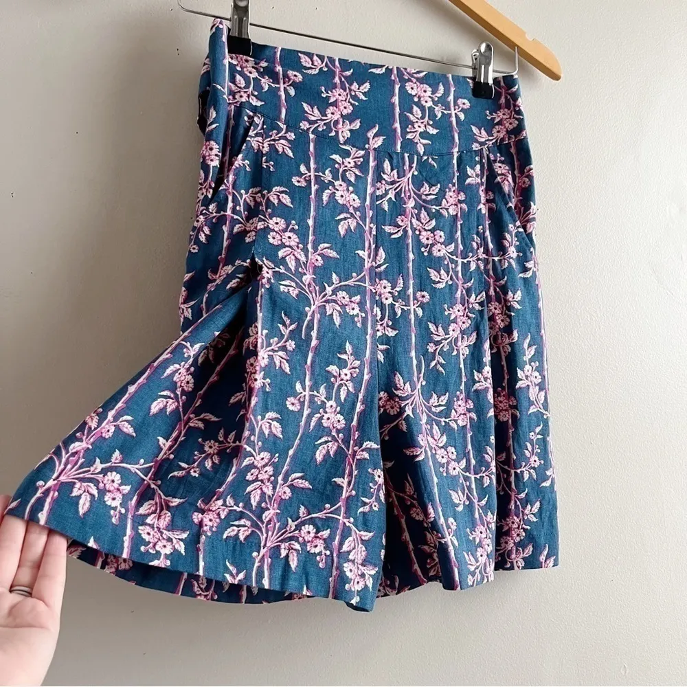 Free People • Pacific‎ Ocean High Waisted Shorts in Navy & Pink Florals, Size XS - Image 10