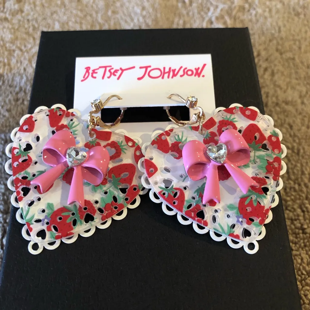 Betsey Johnson heart earrings with bow and strawberries. New with tags. - Image 2