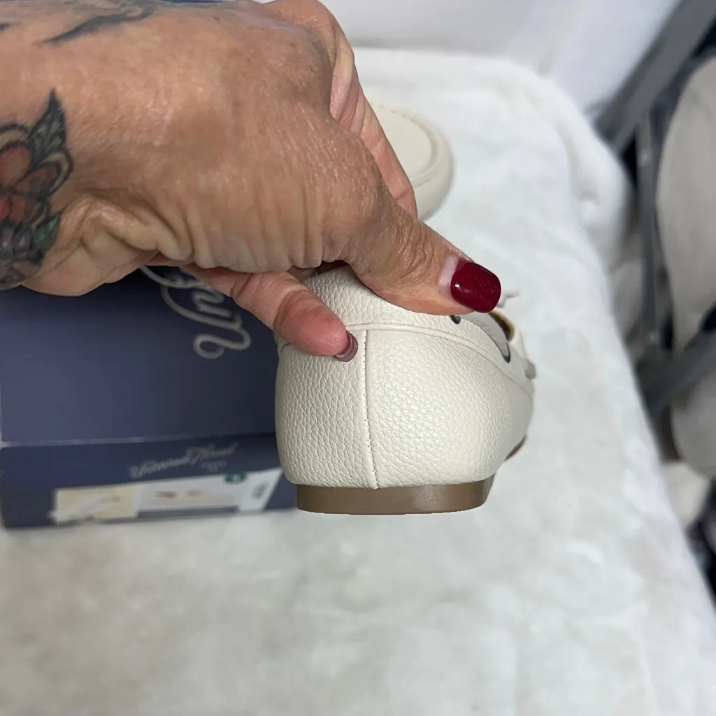 Universal Thread Women's Cream Loafers - Image 5