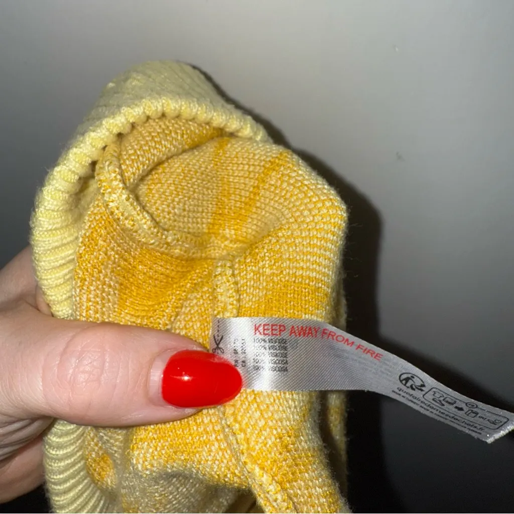 By Anthropologie Yellow Floral Jacquard Knit Sweater Shorts XS - Image 7