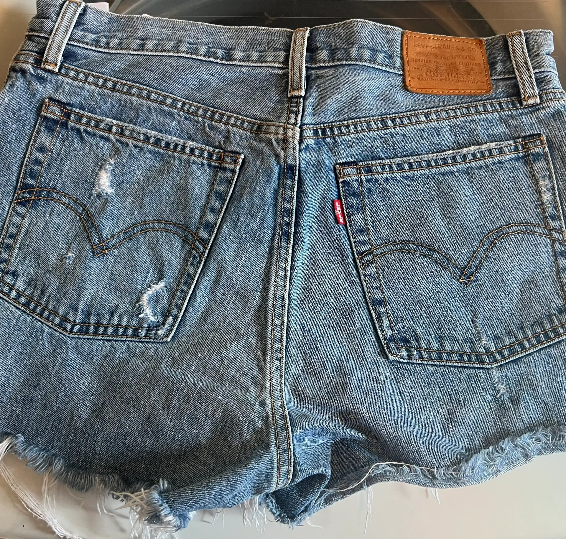 High-Waisted Wedgie 501 Denim Shorts - Image 2
