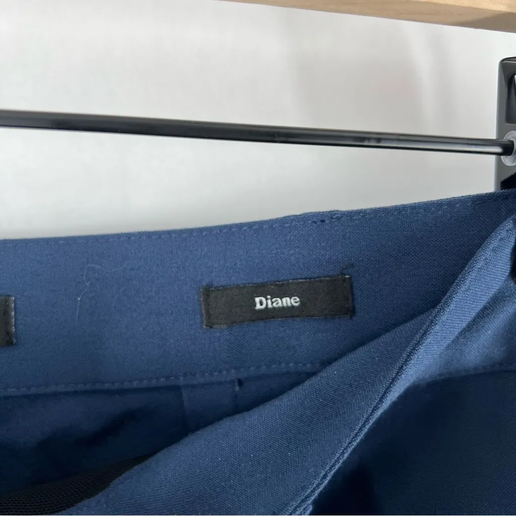 Shape Benefits by Chadwicks Diane Tummy Control Straight Leg Pant in Navy - Image 7