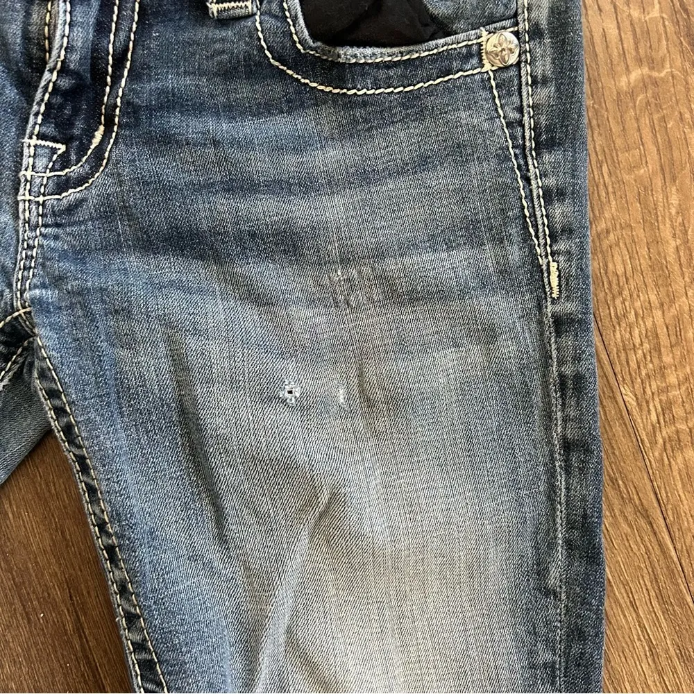 Miss Me Low Rise Straight Leg Embroidered Pocket Jeans 27 - Image 4