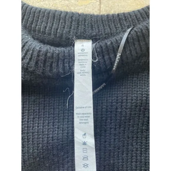 Lululemon Sweater Sz 4 Merino Wool Chunky Cable Knit‎ Pullover Side Slits Black - Image 2