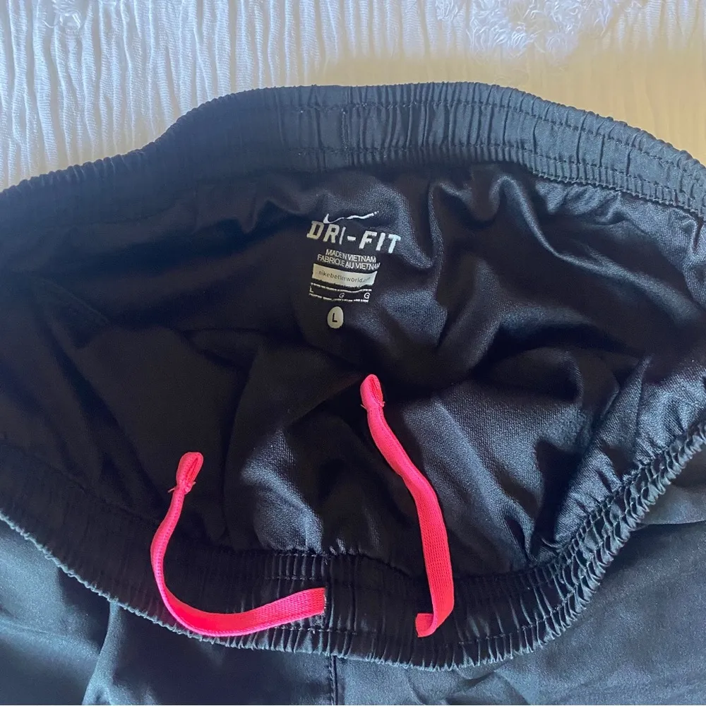 Dri-Fit athletic shorts with lining - Image 3