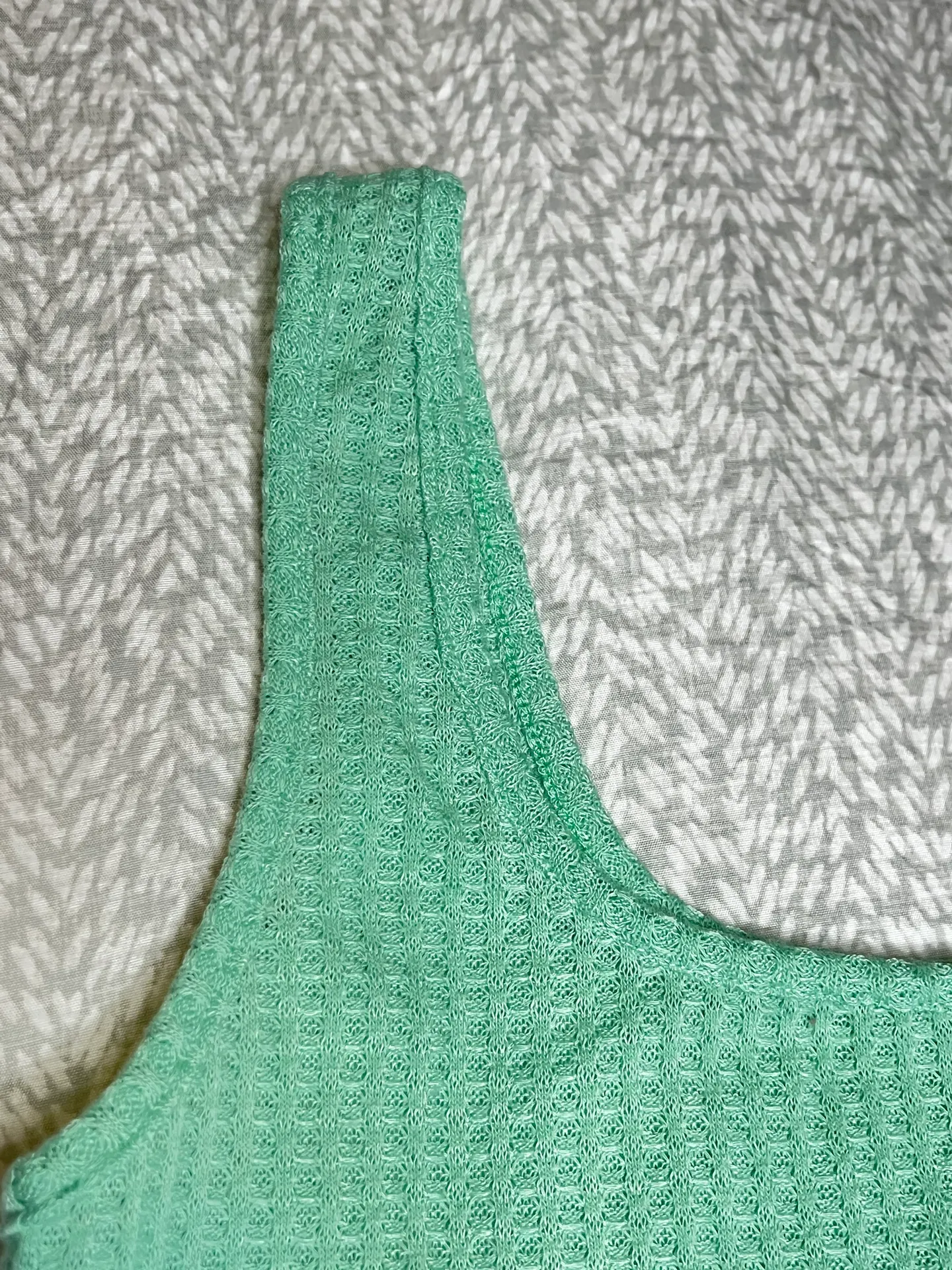 SheIn Crop Waffle Knit Tank Top - Image 4