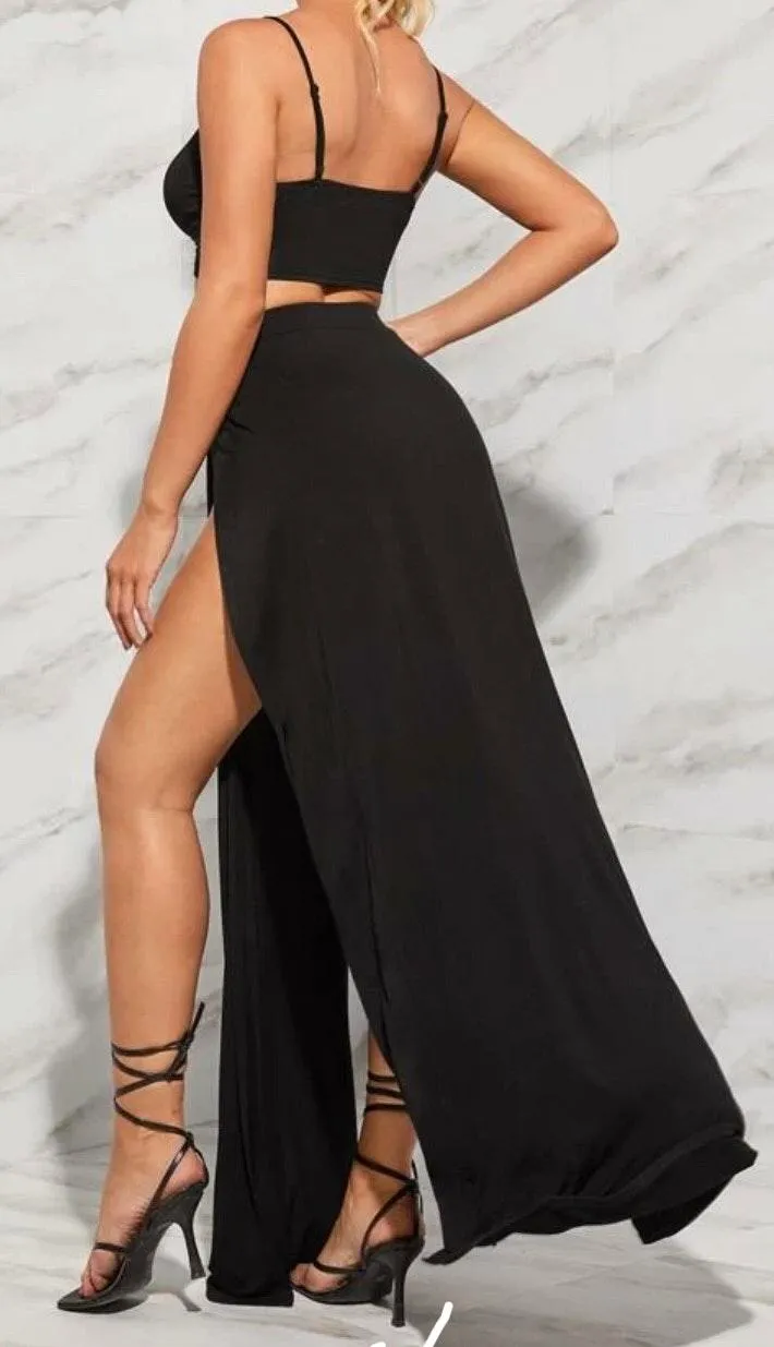 Solid Bralette Top And High Split Front Skirt Set - Image 4