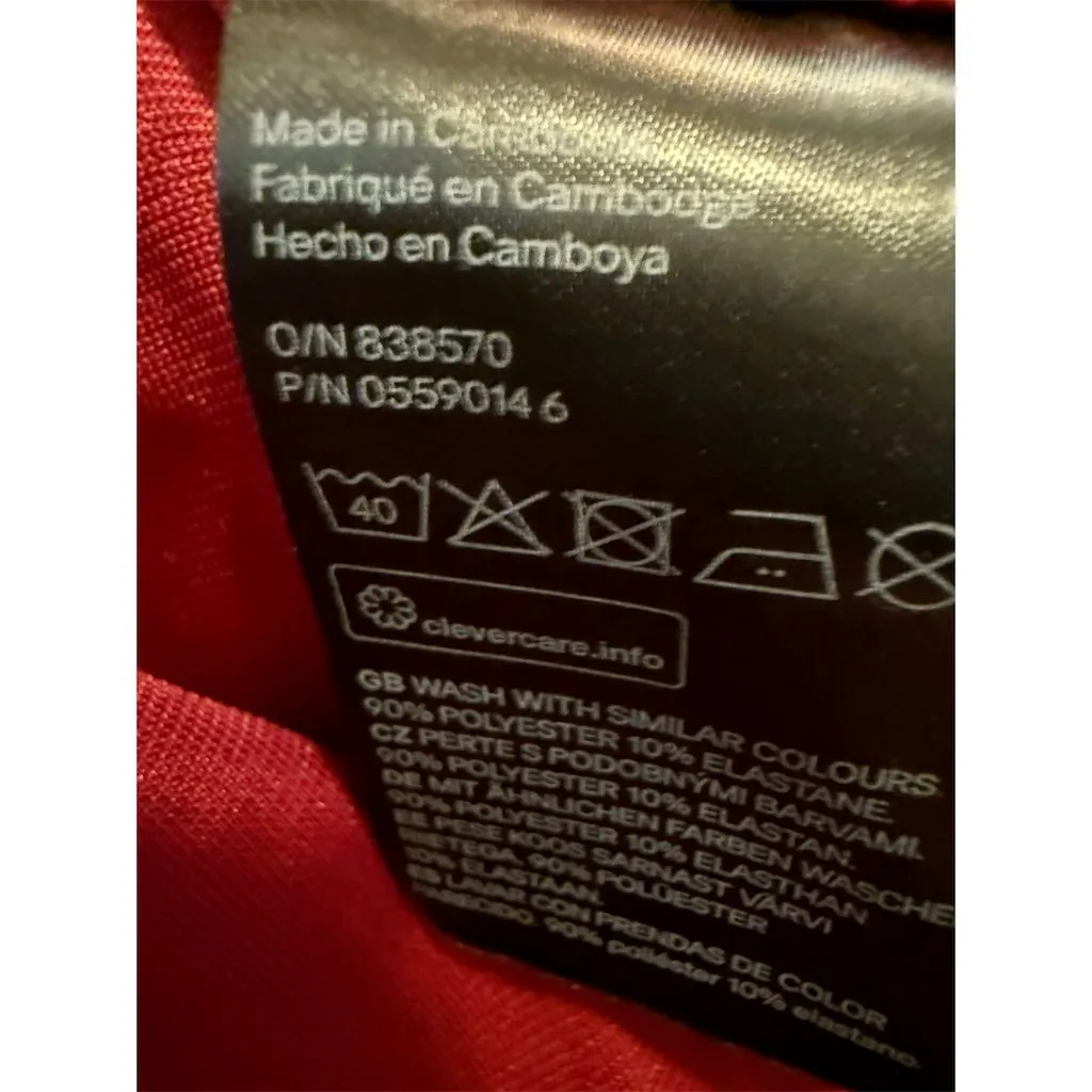 H&M Divided Women's Size 4 Dark Red Velvet Fit-and-Flare Dress - Image 8