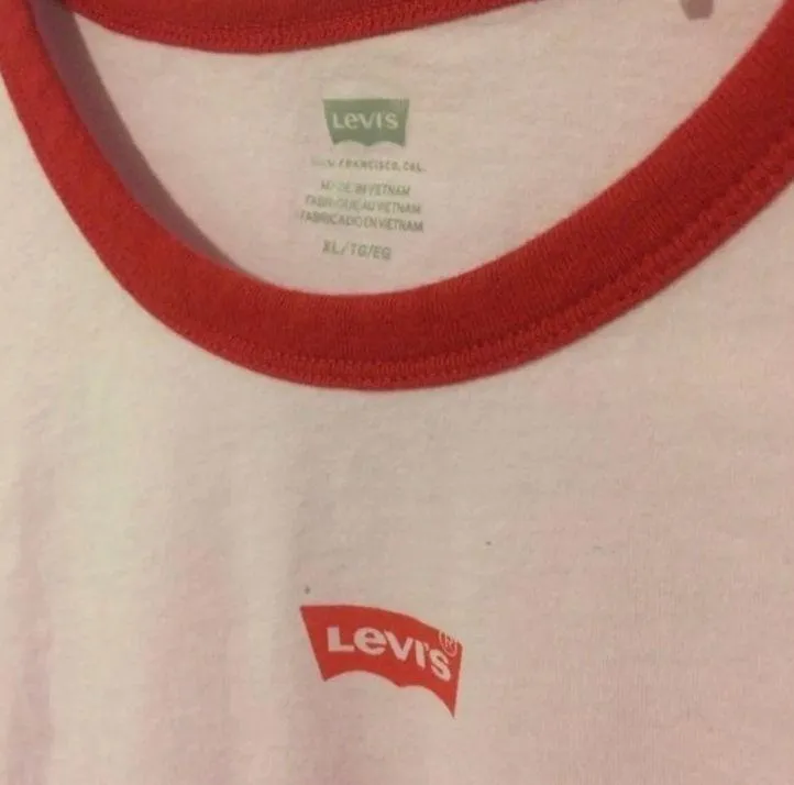 Levi's Tee - Image 2