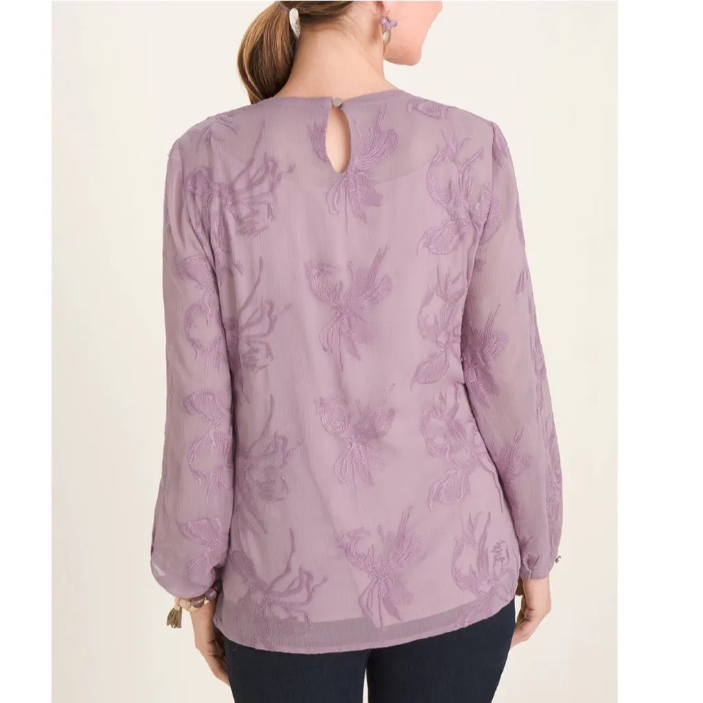 NWOT CHICO’S Tonal Embroidery Crinkle Top Lilac XL - Image 3