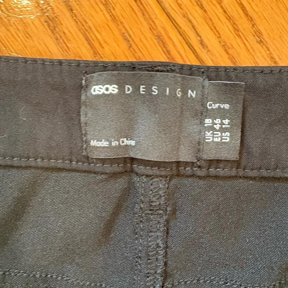 asos design black pant front slit - Image 4