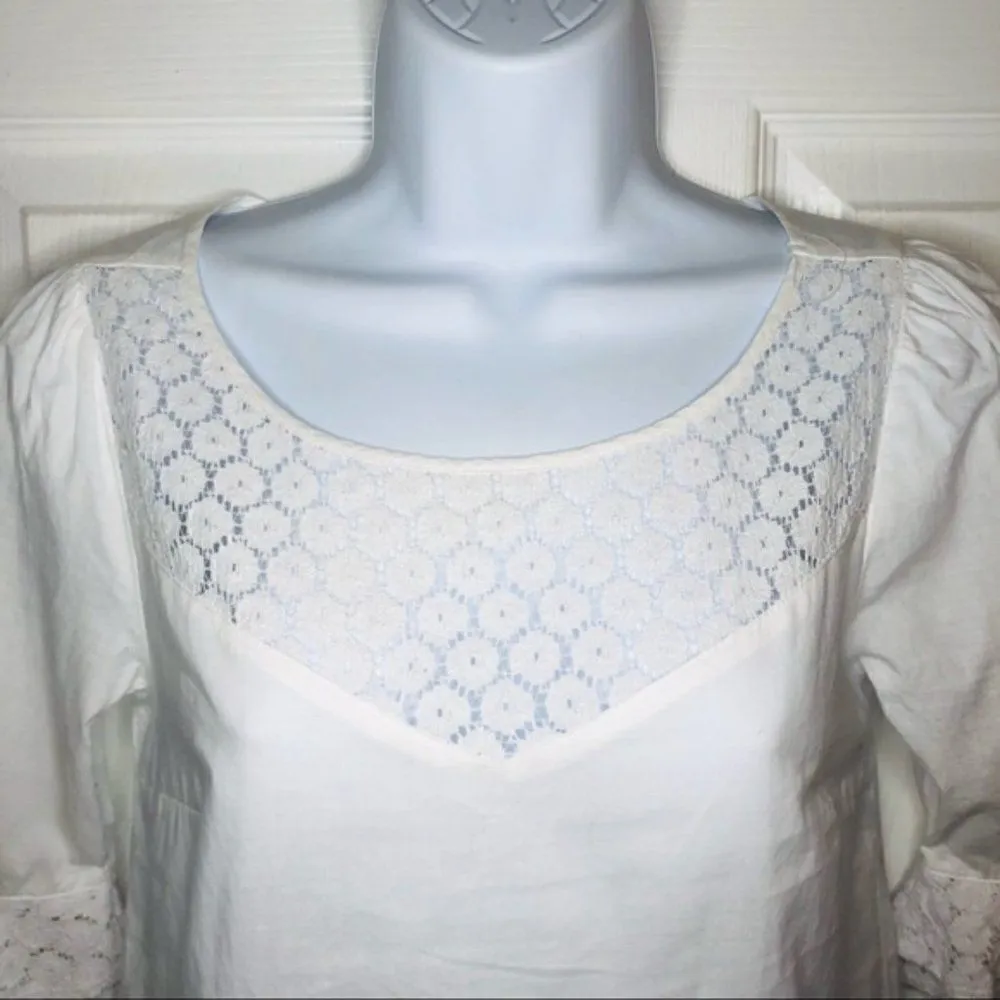 Modcloth White Cotton Short Sleeve Blouse Puff Sleeves Daisy Print Lace White XS - Image 4