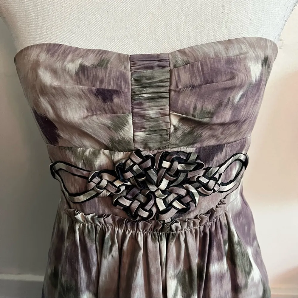 BCBGMaxazria • Purple Strapless Watercolor Pattern Dress - Image 2