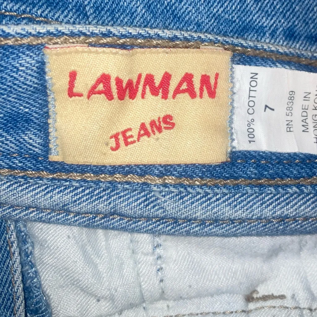 Vintage Women's Lawman Denim Shorts - Image 5