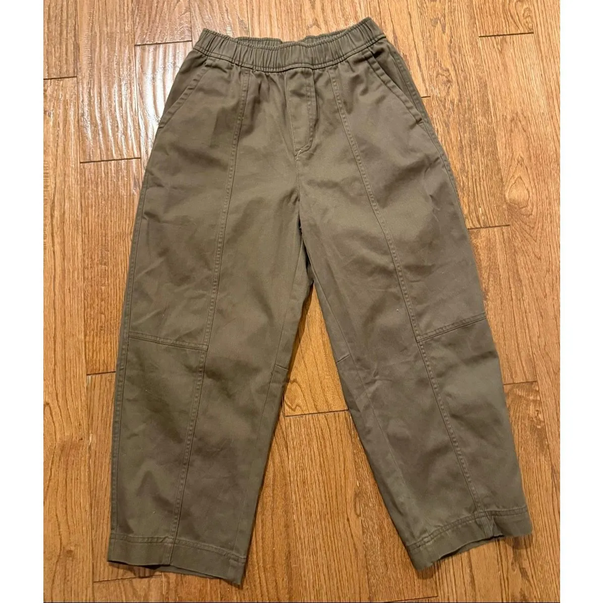 Old Navy green high rise barrel pull on olive green pant small petite - Image 2