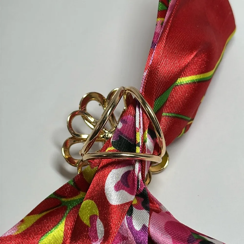Floral Scarf Ring - Image 2