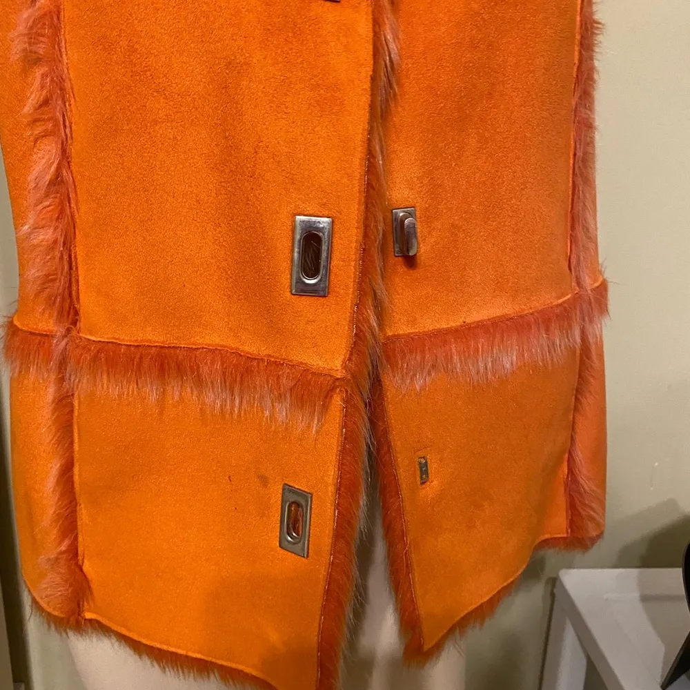 🛍 ORANGE BLAZER SIZE M🛍 - Image 4