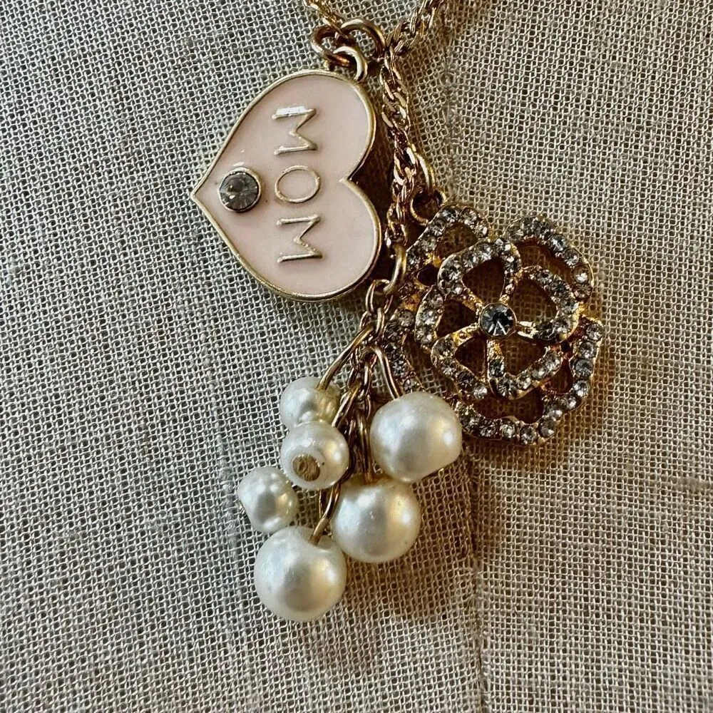 Heart faux pearl mom charm necklace - Image 2
