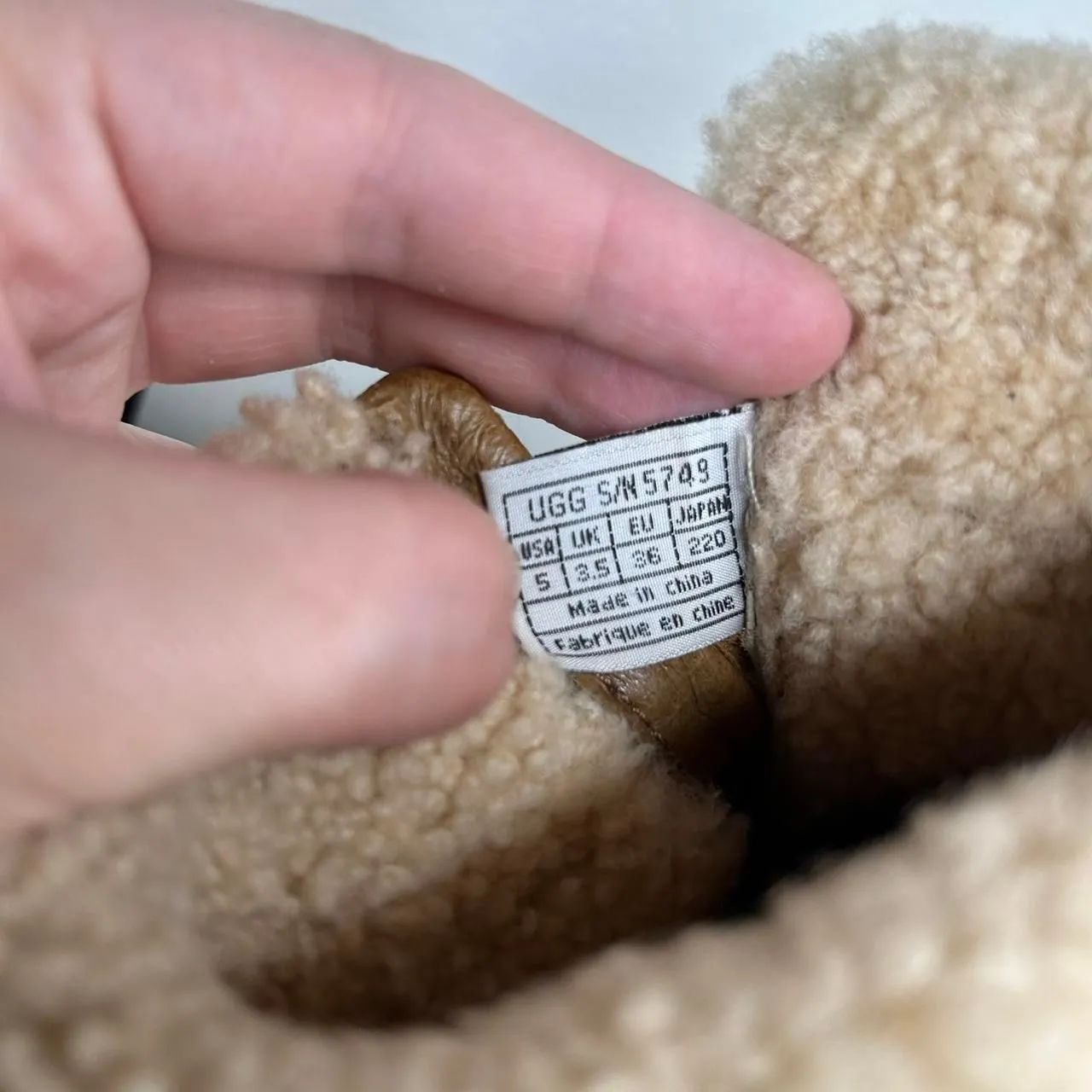 Ugg Women's Brown and Tan Boots - Image 7