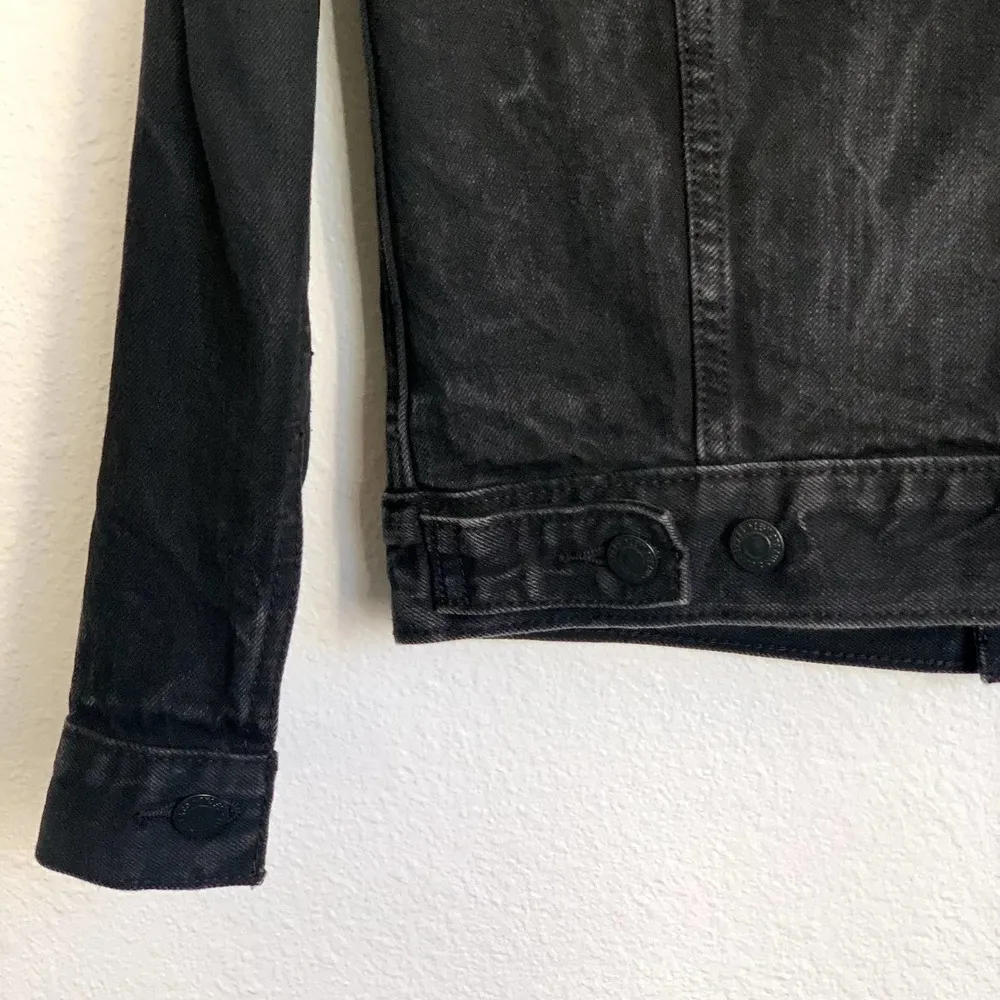 Levi's Other People Matter Denim Jean Jacket in Washed Black - Image 4