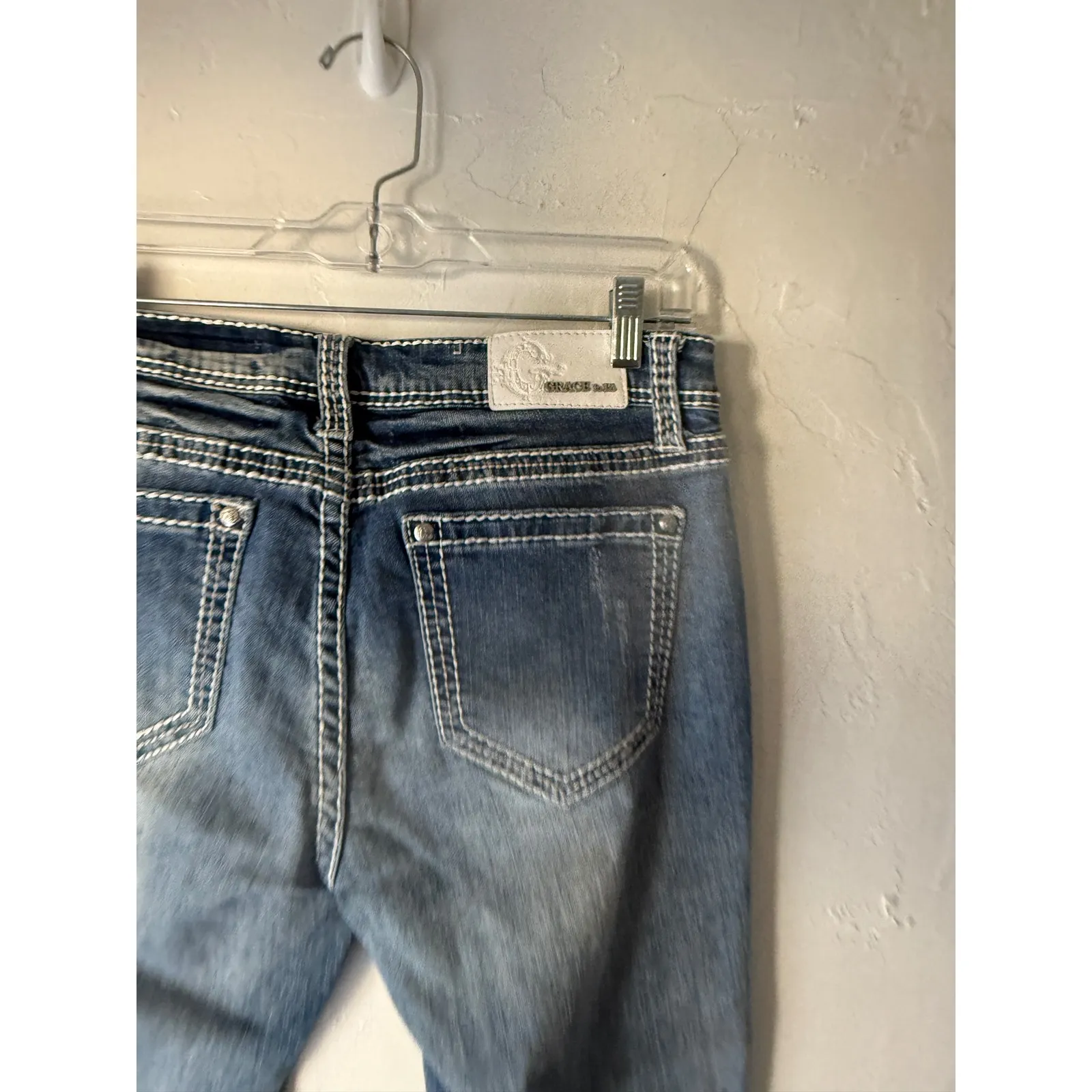 Grace Easy Fit Women's Blue Wash Denim Cropped Capri Jeans Size 30 Western - Image 2