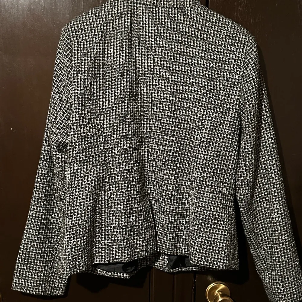 Van Heusen  Studio Y2K Houndstooth Womens Blazer - Image 6