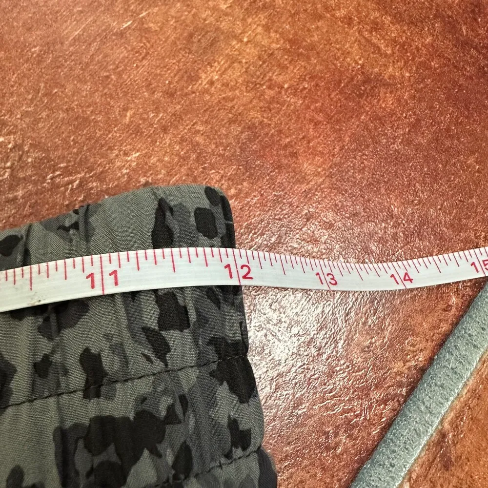 Athleta Printed Mesh Racer Run Short 4” Size XXS - Image 6