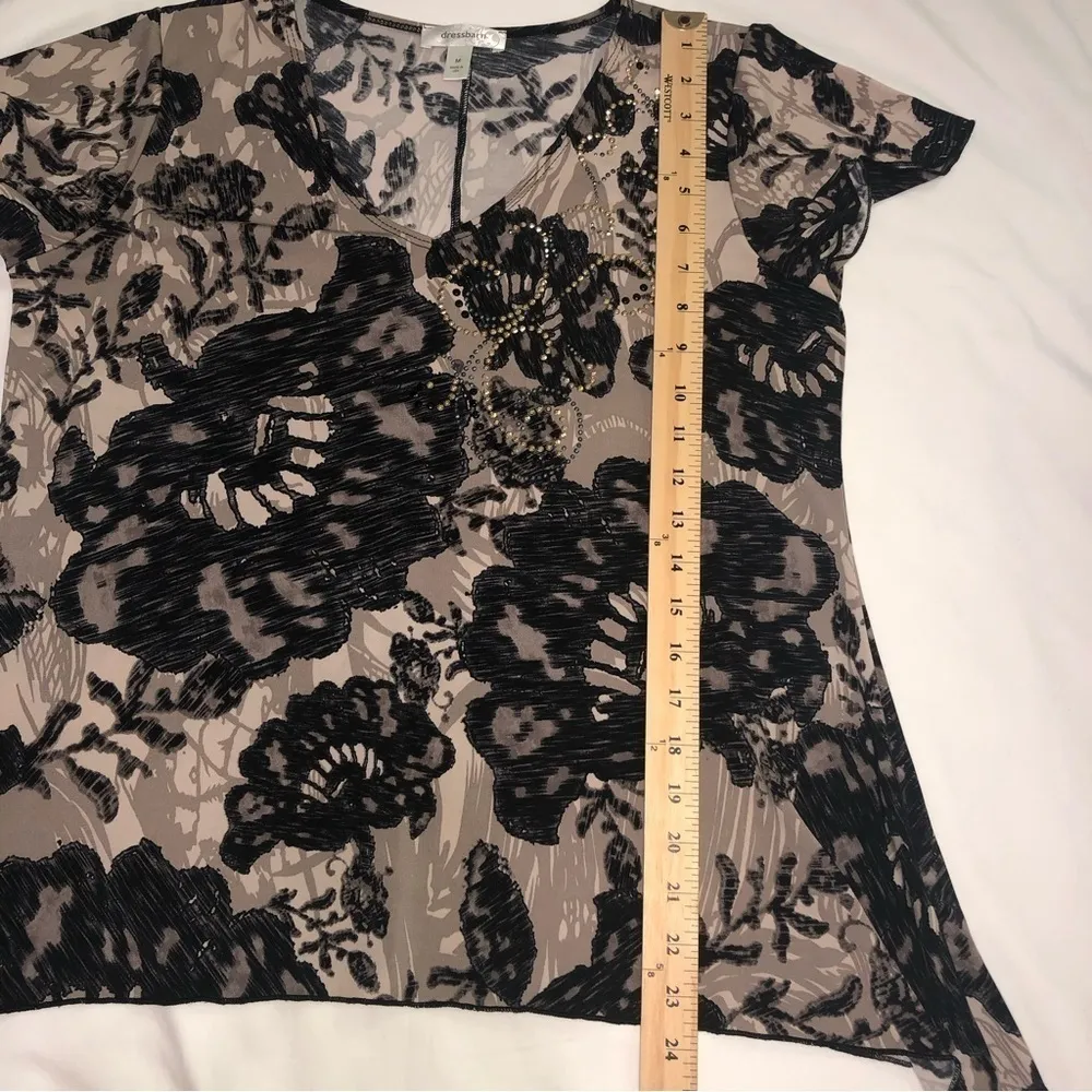 Dressbarn Stretch Knit Flutter Sleeve Scarf Hem Top Shirt M Neutral Metallic - Image 5