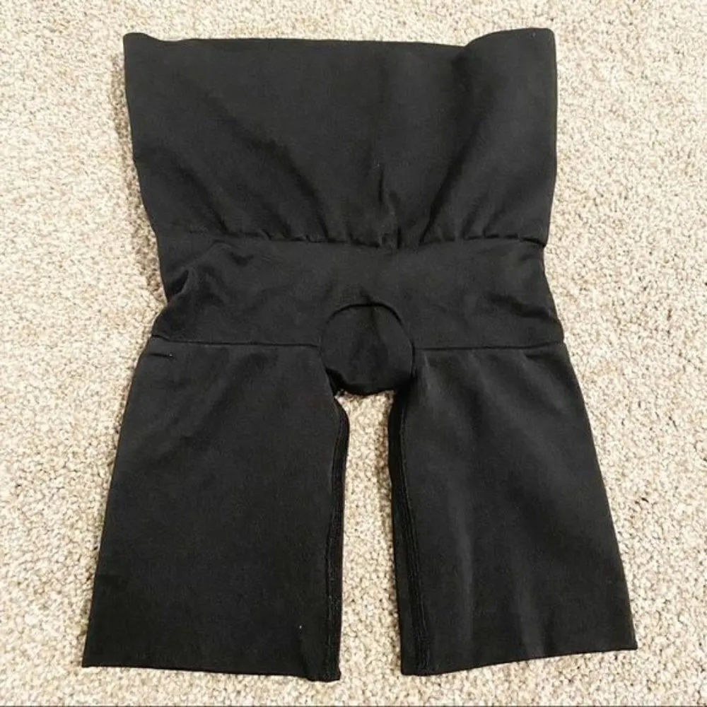 Spanx Remarkable Results Shapewear‎ Shorts - Image 3