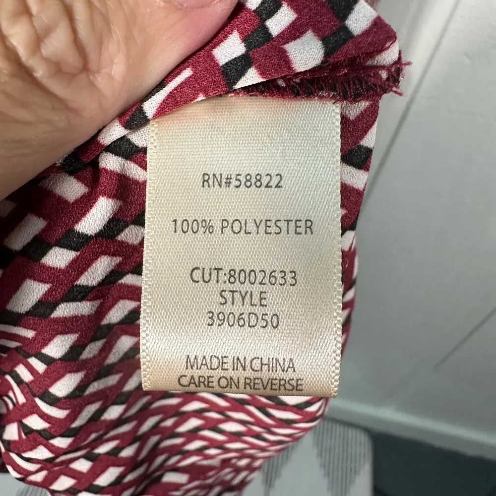 Max Studio Cream/Red Geo Print  Maxi Dress Size Small NWT - Image 10