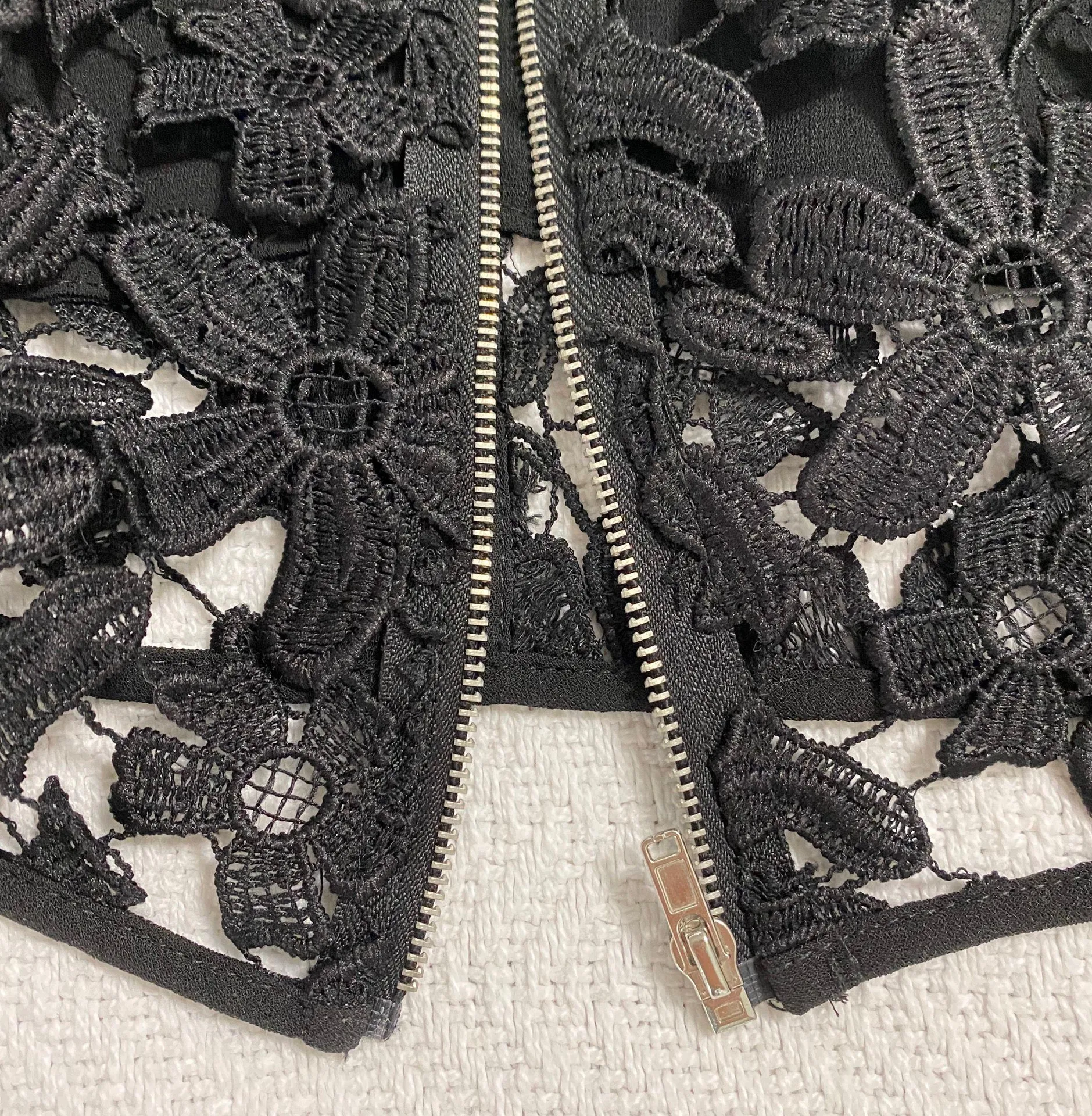 Lace Crop Top - Image 5