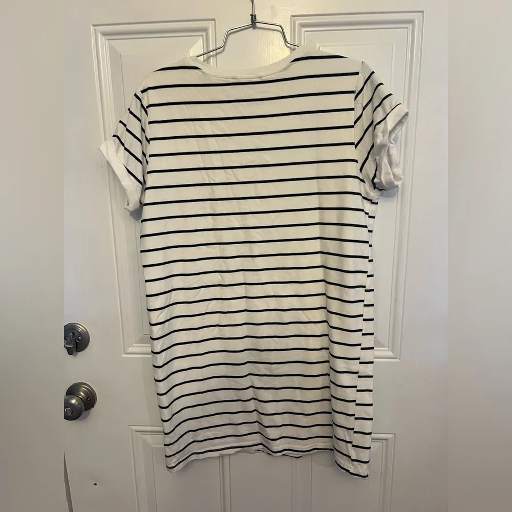 Lulu’s Cafe Society Black and Cream Striped Shirt Dress Size Medium M - Image 4