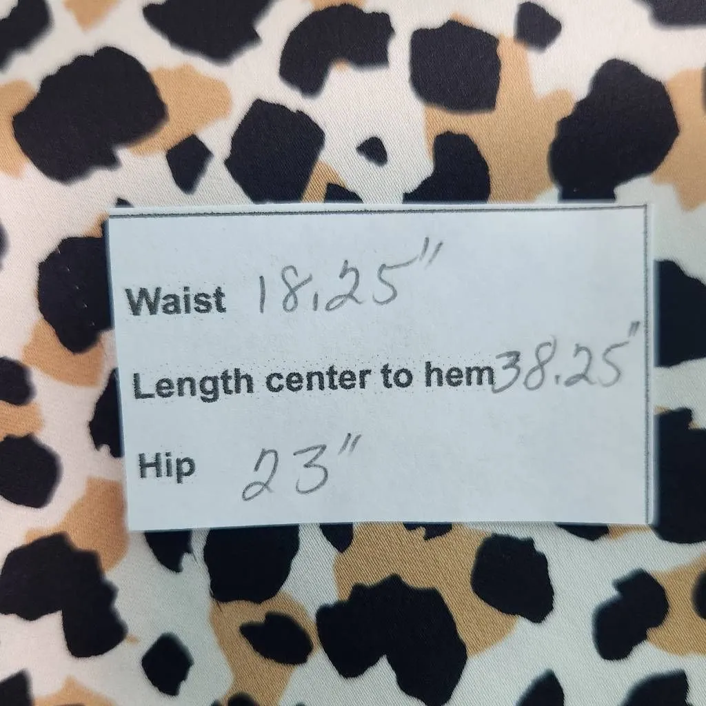 Forever 21 Asymmetrical Leopard Print Midi Skirt Size 3X Leopard Print Skirt - Image 8