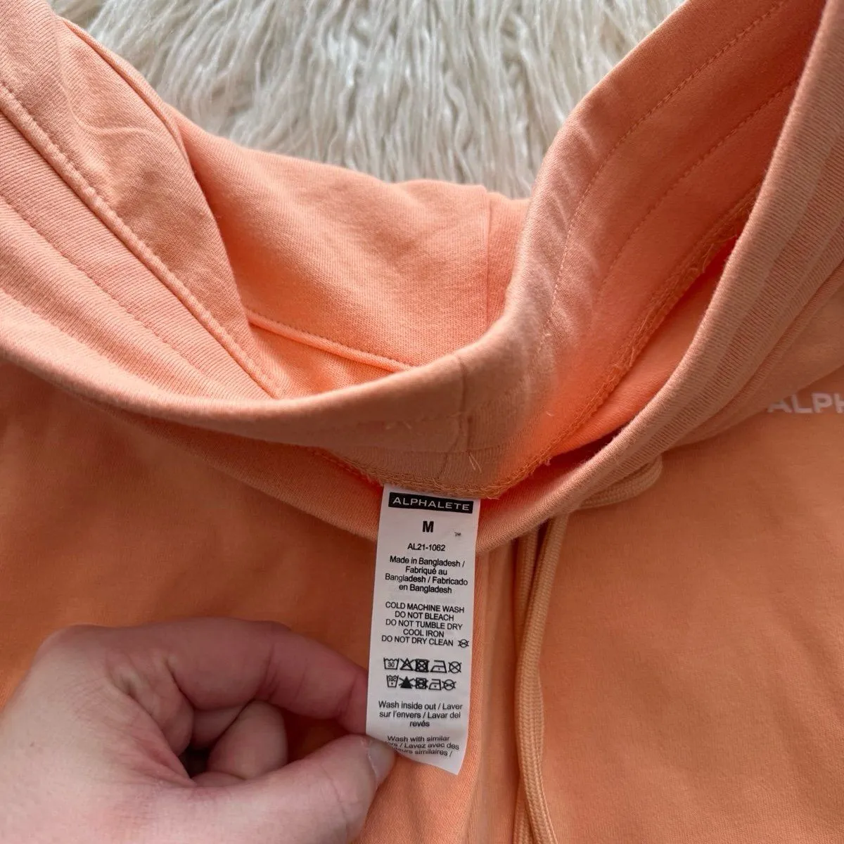 Alphalete Essential Core Sweat Shorts Orange Creamsicle Size Medium - Image 6
