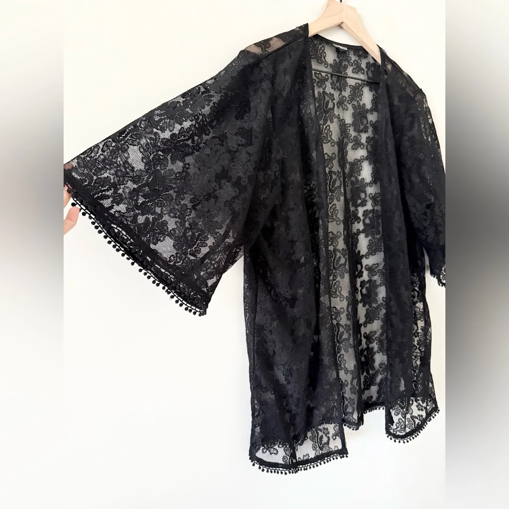 Express Oversized Kimono Style Jacket in Sheer Black Lace Size S - Image 2