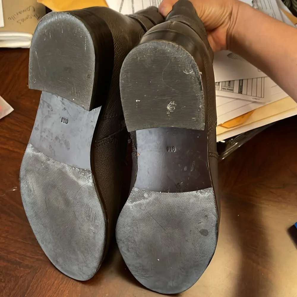 Tory Burch Gemini Link Leather Ankle Black Side Zip Boots Bootie in size 9 - Image 11