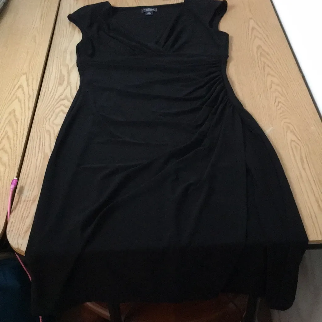 New Women’s American Living Ruched Dress Stretchy Soft Comfy Black Size 6 - Image 6
