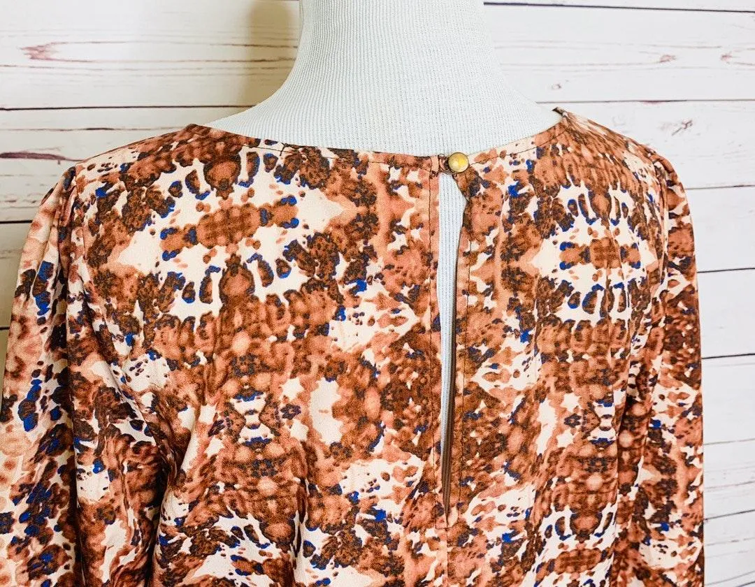 Long Sleeve Shift Dress Size Medium - Image 7