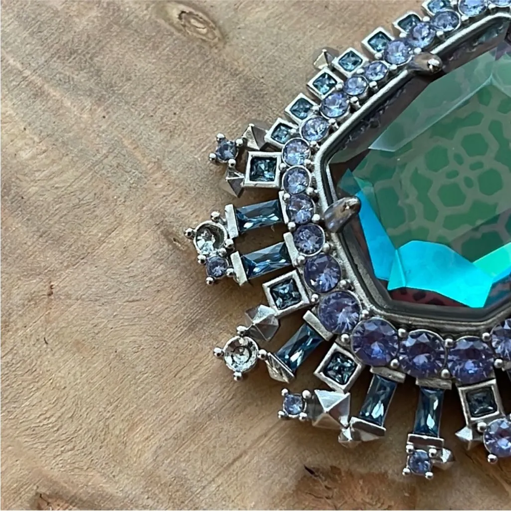 Kendra Scott Daenerys Long Pendant Necklace Rhod Gray Dichroic Glass - Image 8