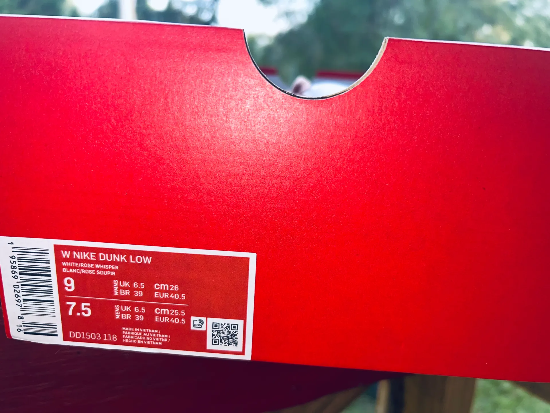 Nike Dunks White/Rose Gold - Image 2