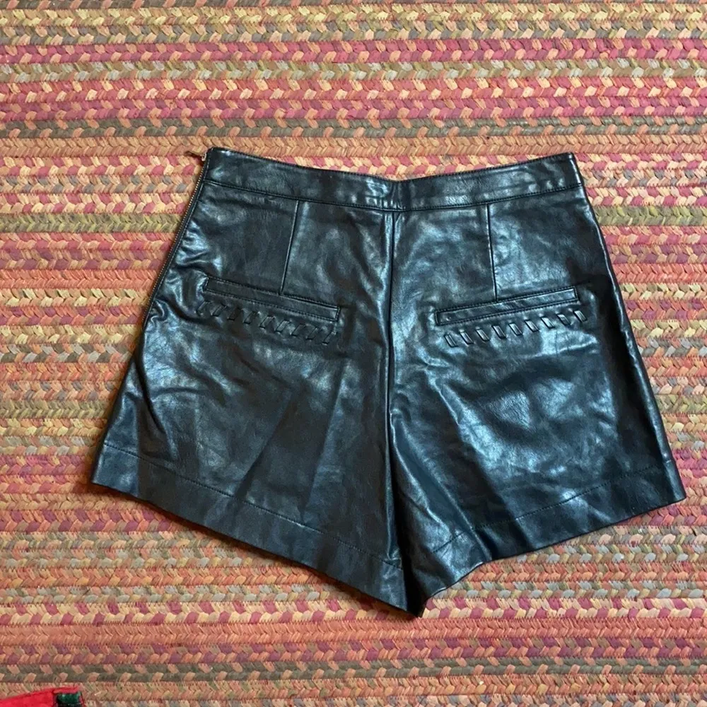 VEGAN LEATHER SEXY PLEATED FRONT HOT SHORTS - Image 2