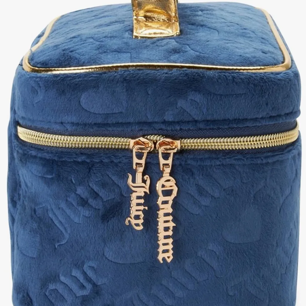 Juicy Couture Navy Velour Juicy and Love Pattern Makeup Train Case - Image 3