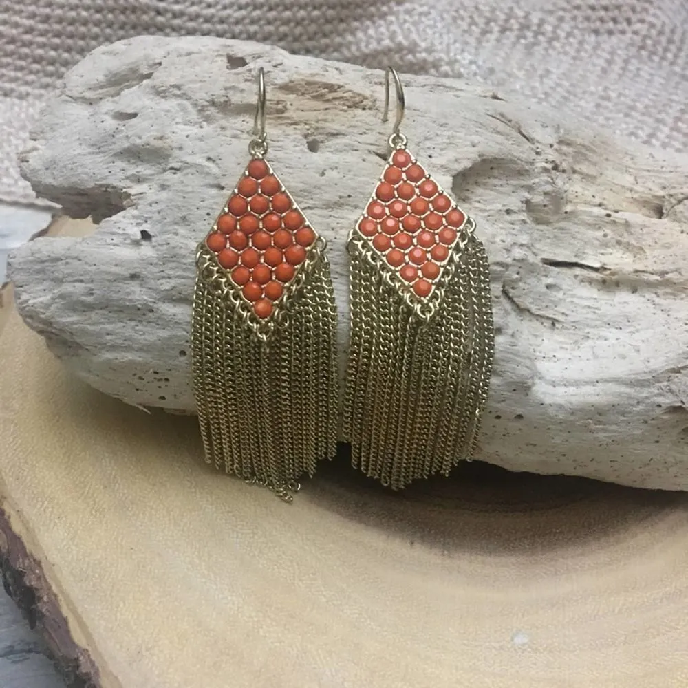 Amrita Singh diamond-shaped coral drop earrings - Image 5